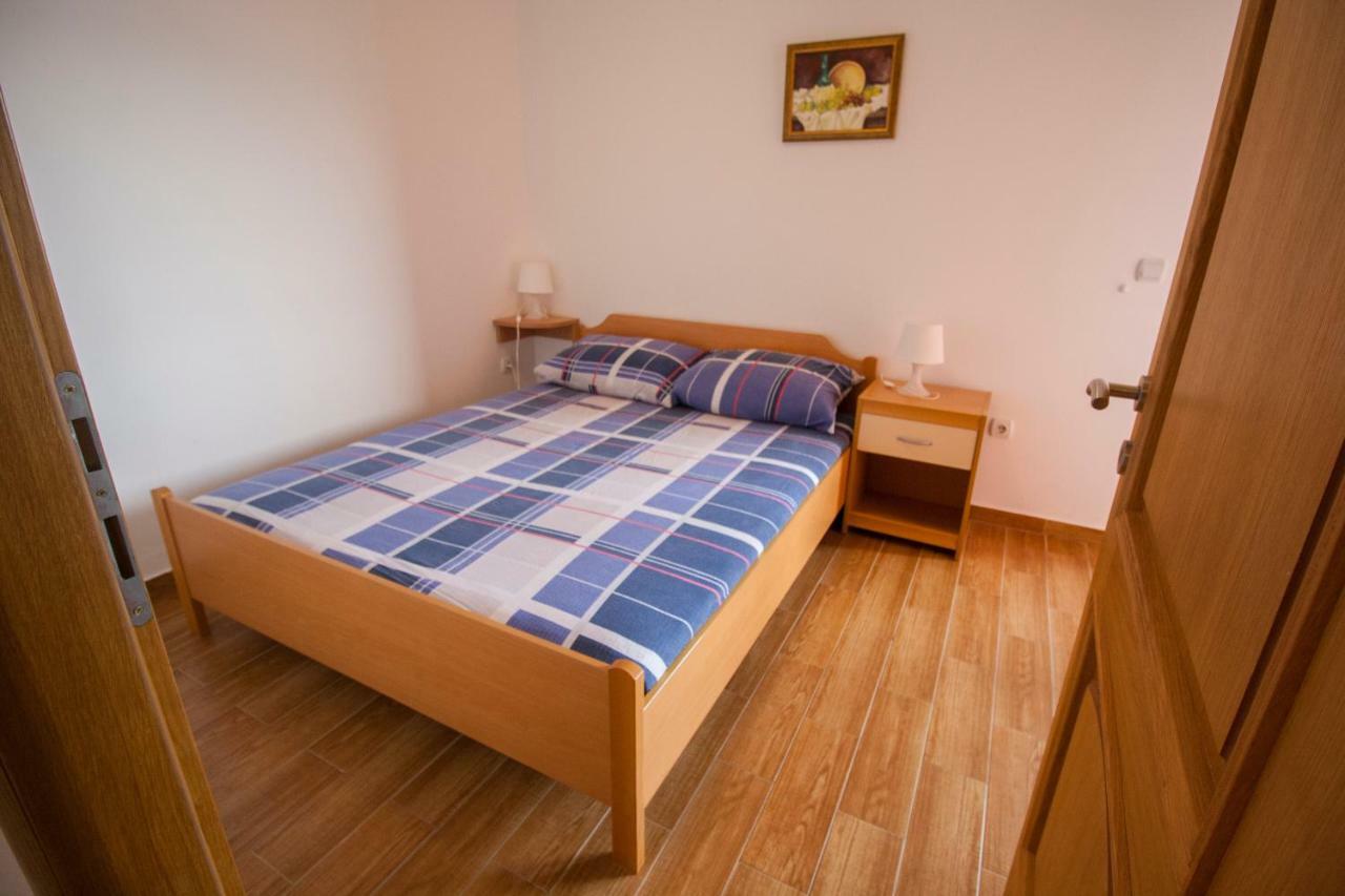Apartments Knezovic Gradac  Εξωτερικό φωτογραφία